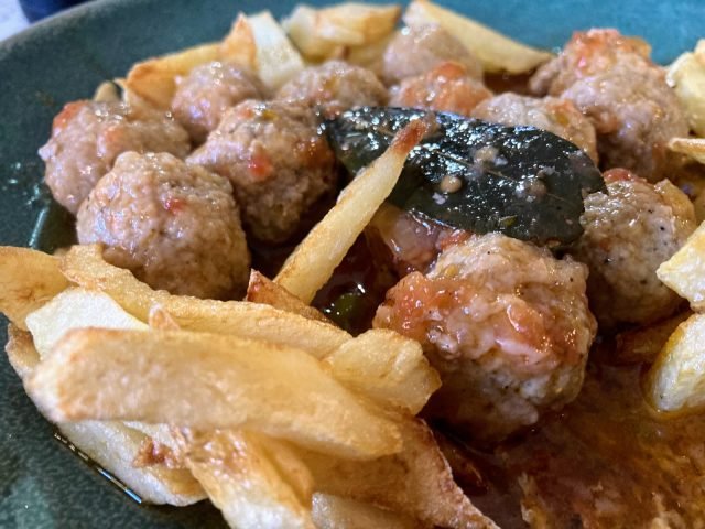 Mandonguilles amb patates